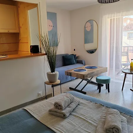 Apartment Deux Beaux Studios, Rue Pietonne, Bord De Mer, Clim Bandol